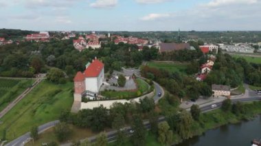 Güzel Kraliyet Kalesi Sandomierz Sandomierz Hava Manzarası Polonya. Yüksek kalite 4k görüntü