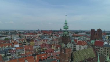 Güzel Tower Old Town Pazar Meydanı Wroclaw Hava Manzarası Polonya. Yüksek kalite 4k görüntü