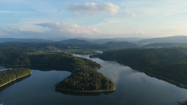 Όμορφο Τοπίο Polanczyk Λίμνη Solina Bieszczady Aerial View Πολωνία Υψηλής — Αρχείο Βίντεο