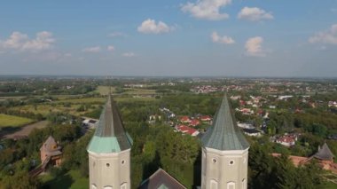 Güzel Peyzaj Kulesi Manastırı Opac2 Jaroslaw Hava Manzarası Polonya. Yüksek kalite 4k görüntü