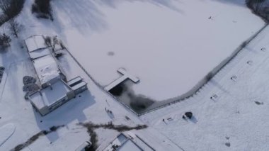 Güzel Donmuş Göl Czestochowa Hava Görüntüsü Polonya. Yüksek kalite 4k görüntü