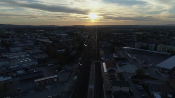 Güzel Panorama Günbatımı Krosno Hava Görüntüsü Polonya Izliyor Yüksek Kalite — Stok video