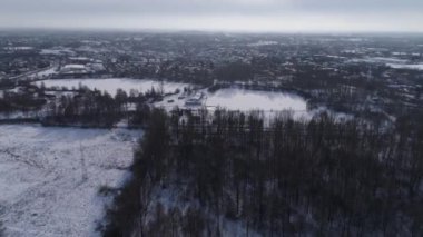 Güzel Panorama Donmuş Göletler Czestochowa Hava Görüntüsü Polonya. Yüksek kalite 4k görüntü