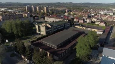 Güzel Panorama Teknik Enstitüsü Nowy Sacz Hava Manzaralı Polonya. Yüksek kalite 4k görüntü