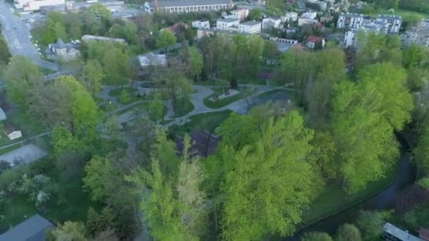 Güzel Oyun Parkı Krosno Hava Manzaralı Polonya Yüksek Kalite Görüntü — Stok video