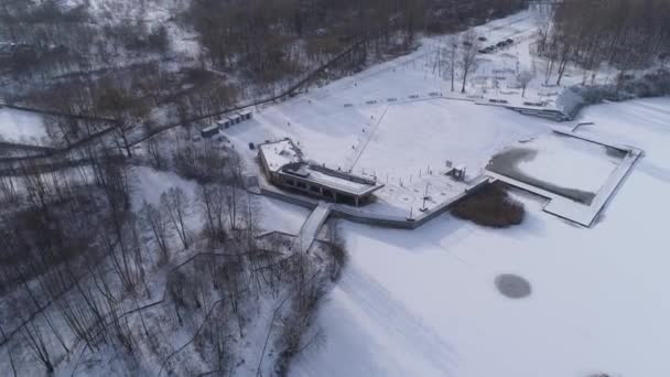 Vacker Frozen Pond Czestochowa Antenn View Poland Högkvalitativ Film — Stockvideo