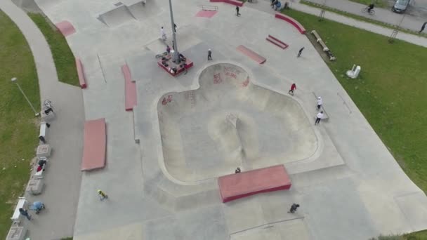 Piękny Skatepark Mielec Aerial View Poland Wysokiej Jakości Materiał — Wideo stockowe