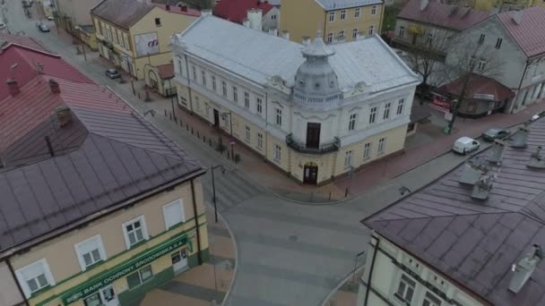 美丽的市场广场公寓容纳了Mielec Aerial View Poland 高质量的4K镜头 — 图库视频影像