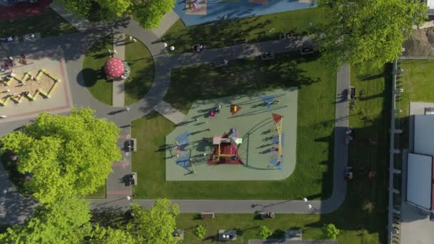 Gyönyörű Játszótér Park Strzelecki Tarnow Aerial View Lengyelország Kiváló Minőségű — Stock videók