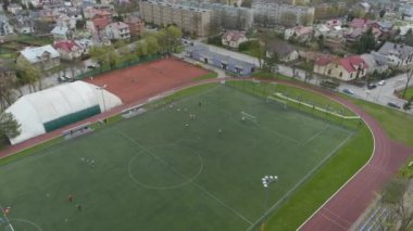 Futbol Sahası Gryf Mielec Havadan Polonya. Yüksek kalite 4k görüntü