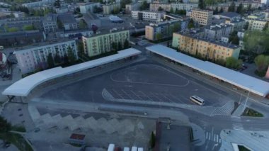 Güzel otobüs durağı Krosno Aerial View Poland. Yüksek kalite 4k görüntü