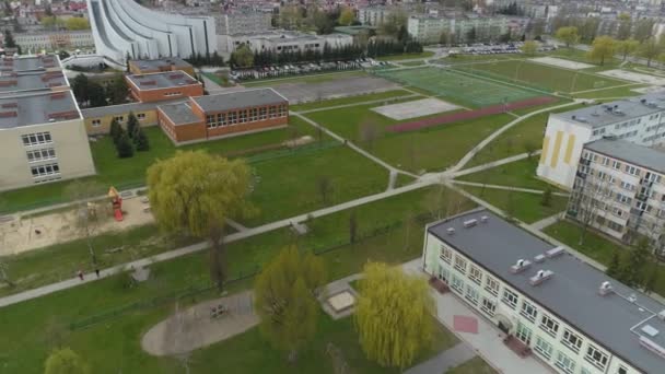 Lekplats School Square Mielec Antenn View Poland Högkvalitativ Film — Stockvideo