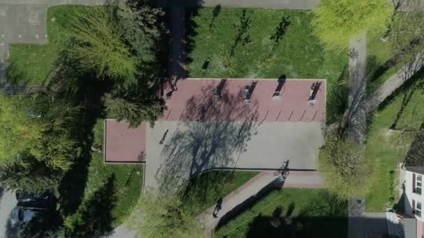Krásné Hřiště Housing Estate Krosno Aerial View Polsko Vysoce Kvalitní — Stock video