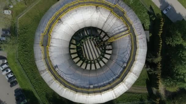 从上往下的水塔Bania Tarnow Aerial View Poland 高质量的4K镜头 — 图库视频影像