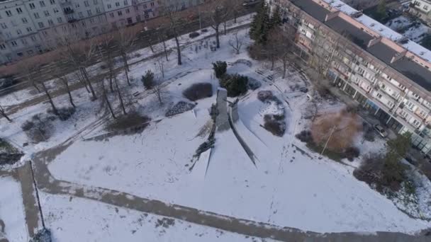 Estatua National Memorial Square Czestochowa Vista Aérea Polonia Imágenes Alta — Vídeo de stock