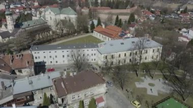 Güzel lise Jaroslaw Hava Manzarası Polonya. Yüksek kalite 4k görüntü