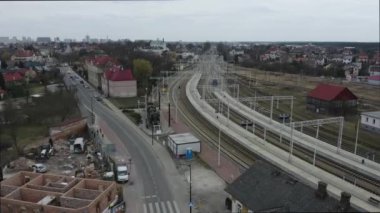 Tren İstasyonu Rozwadow Stalowa Wola Havacılık Görünümü Polonya. Yüksek kalite 4k görüntü