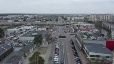Panorama Alışveriş Merkezi Stalowa Wola Hava Manzarası Polonya. Yüksek kalite 4k görüntü