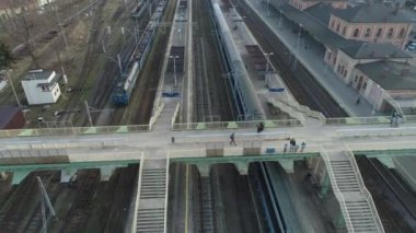 Güzel Passage Tren İstasyonu Bielsko Biala Hava Manzaralı Polonya. Yüksek kalite 4k görüntü