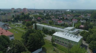 Güzel Okul Belchatow Hava Manzarası Polonya. Yüksek kalite 4k görüntü