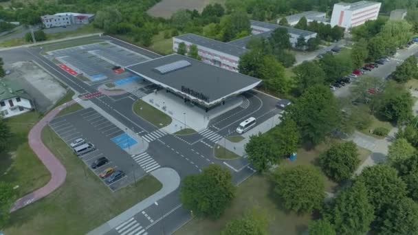 Bus Station Belchatow Aerial View Lengyelország Kiváló Minőségű Felvételek — Stock videók