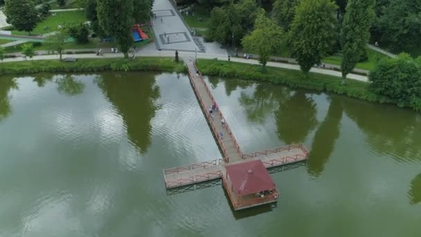 Krásný Molo Pond Zgierz Aerial View Polsko Vysoce Kvalitní Záběry — Stock video