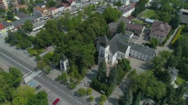 Belchatow Hava Manzarası Polonya 'da güzel bir kilise. Yüksek kalite 4k görüntü