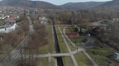 Güzel Panorama Nehri Dağları Bielsko Biala Hava Manzarası Polonya. Yüksek kalite 4k görüntü