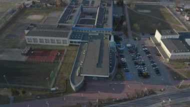 Güzel Okul Mahkemesi Opoczno Hava Manzarası Polonya. Yüksek kalite 4k görüntü