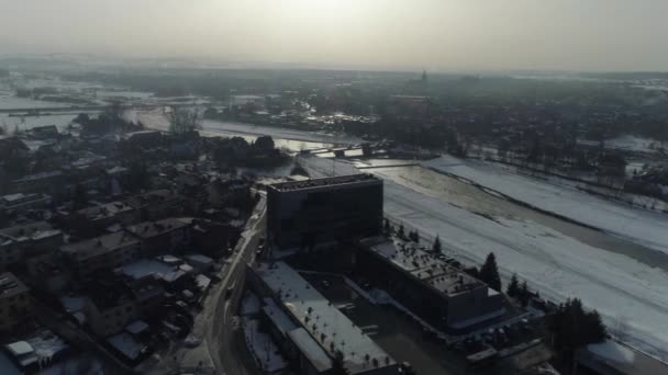 Kaunis Panorama River Bridge Nowy Targ Aerial View Puola Laadukas — kuvapankkivideo