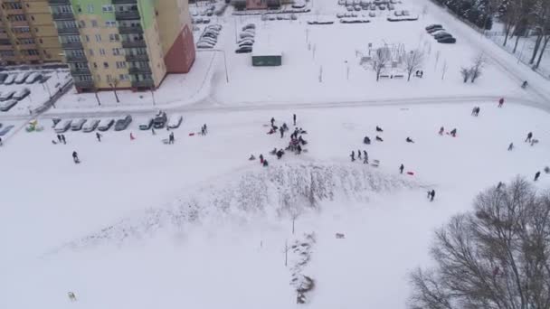 希尔游乐场冬日玩乐多诺斯卡斯基贝尔恰托夫空中观波兰 高质量的4K镜头 — 图库视频影像