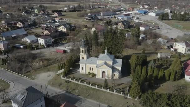 Schöne Kirche Tarnogrod Luftaufnahme Polen Hochwertiges Filmmaterial — Stockvideo