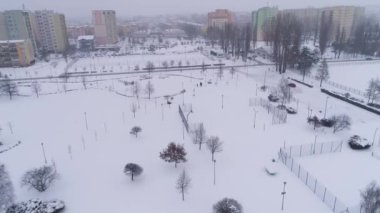Winter Park Dolnoslaskie Belchatow Hava Görüntüsü Polonya. Yüksek kalite 4k görüntü