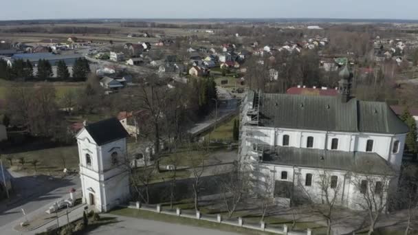 Güzel Tarnogrod Kilisesi Hava Manzarası Polonya Yüksek Kalite Görüntü — Stok video