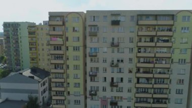 Güzel gökdelenler Dolnoslaskie Belchatow Hava Manzaralı Polonya. Yüksek kalite 4k görüntü