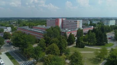 Güzel Hastane Belchatow Hava Manzarası Polonya. Yüksek kalite 4k görüntü