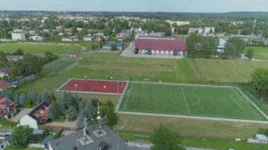 Güzel Futbol Sahası Stadyumu Zgierz Hava Manzarası Polonya. Yüksek kalite 4k görüntü