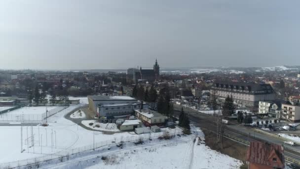 Bela Igreja Panorama Downtown Nowy Targ Vista Aérea Polônia Imagens — Vídeo de Stock