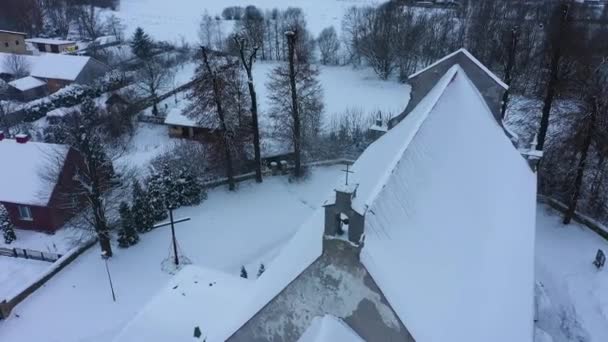 Belle Église Hiver Skorkowice Vue Aérienne Pologne Images Haute Qualité — Video