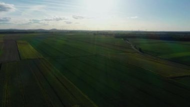 Güzel Panorama Sahası Gieraltowiec Hava Manzarası Polonya. Yüksek kalite 4k görüntü