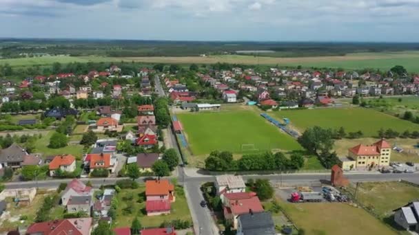 Prachtig Landschap Voetbalveld Prochowice Aerial View Polen Hoge Kwaliteit Beeldmateriaal — Stockvideo