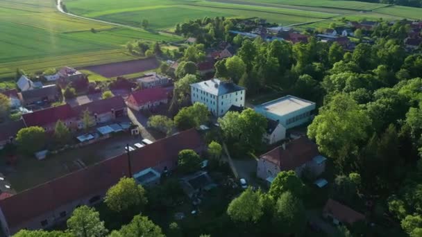 Schöne Landschaft Häuser Gieraltowiec Luftaufnahme Polen Hochwertiges Filmmaterial — Stockvideo