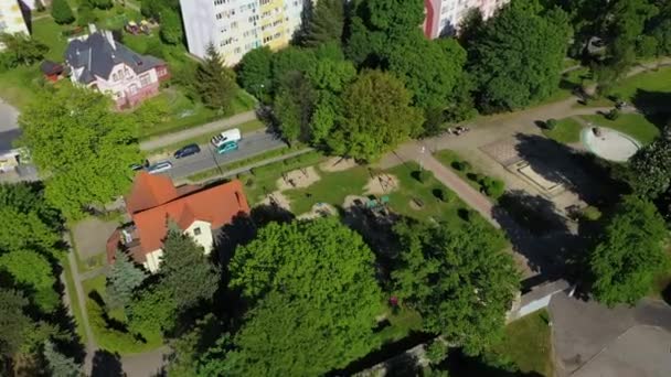 Parque Playground Ziebice Aerial View Polônia Imagens Alta Qualidade — Vídeo de Stock