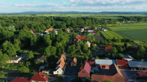 Belas Casas Panorama Gieraltowiec Vista Aérea Polônia Imagens Alta Qualidade — Vídeo de Stock