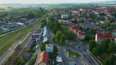 Güzel Dzierzoniow Tren İstasyonu Hava Manzaralı Polonya. Yüksek kalite 4k görüntü