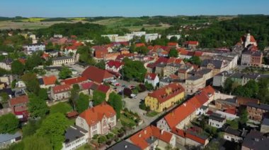 Güzel Panorama Ziebice Hava Görüntüsü Polonya. Yüksek kalite 4k görüntü