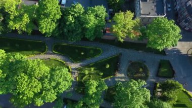 Güzel Peyzaj Parkı Zabkowice Slaskie Hava Manzaralı Polonya. Yüksek kalite 4k görüntü