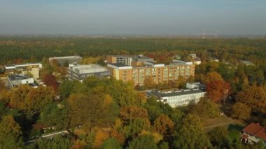 Güzel Panorama Üniversitesi Mlociny Varşova Hava Manzarası Polonya. Yüksek kalite 4k görüntü