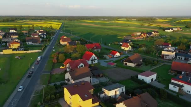 Όμορφη Πανόραμα Σπίτια Zimna Wodka Αεροφωτογραφία Πολωνία Υψηλής Ποιότητας Πλάνα — Αρχείο Βίντεο