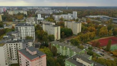 Güzel konutlar, Wrzeciono Varşova Hava Manzarası Polonya. Yüksek kalite 4k görüntü